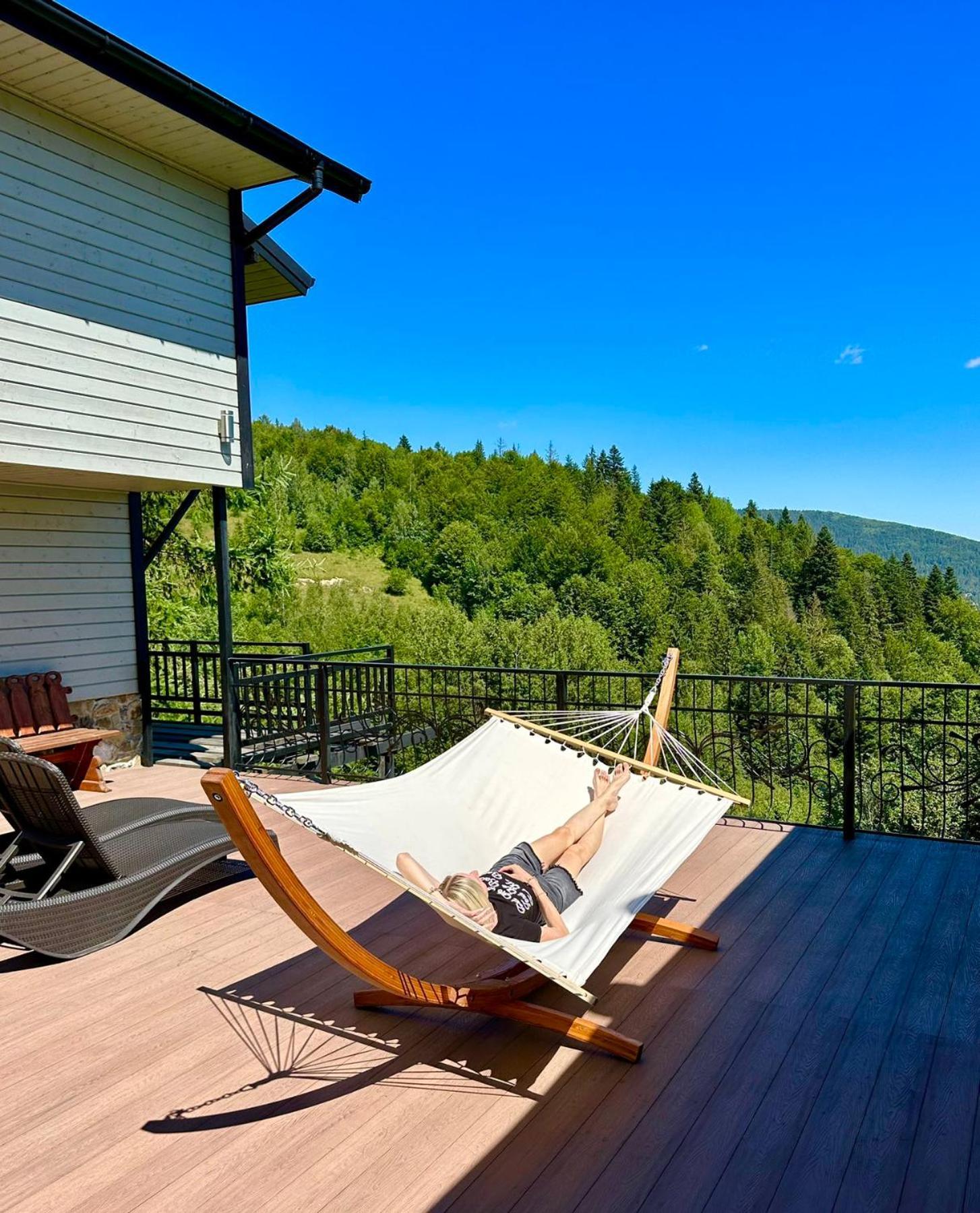Holiday Home La Vіta Яремча Экстерьер фото