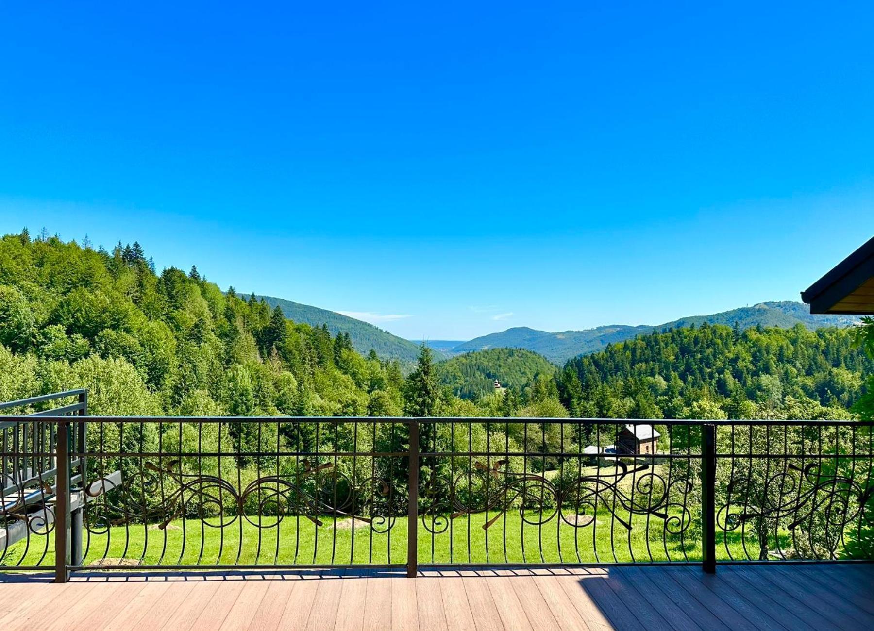 Holiday Home La Vіta Яремча Экстерьер фото